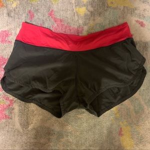 Lululemon size 6 shorts